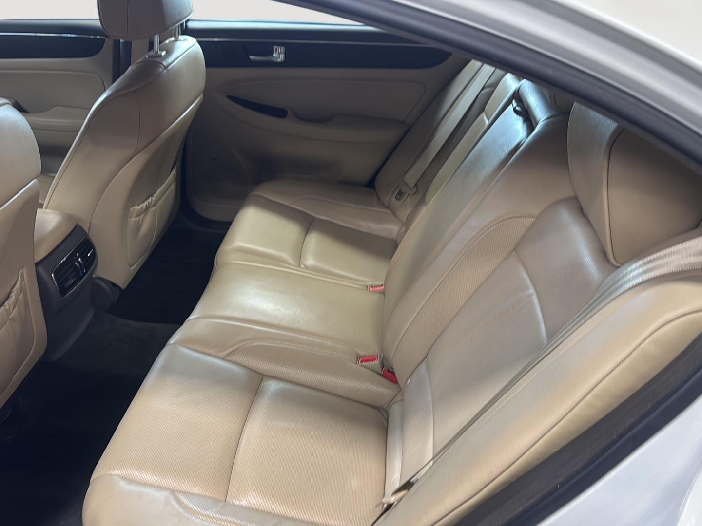 2009 Hyundai Genesis 3.8