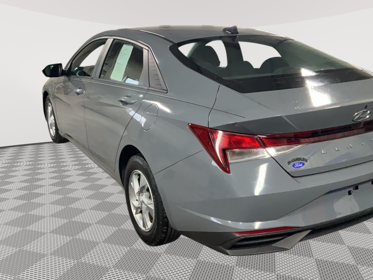 2021 Hyundai Elantra SE