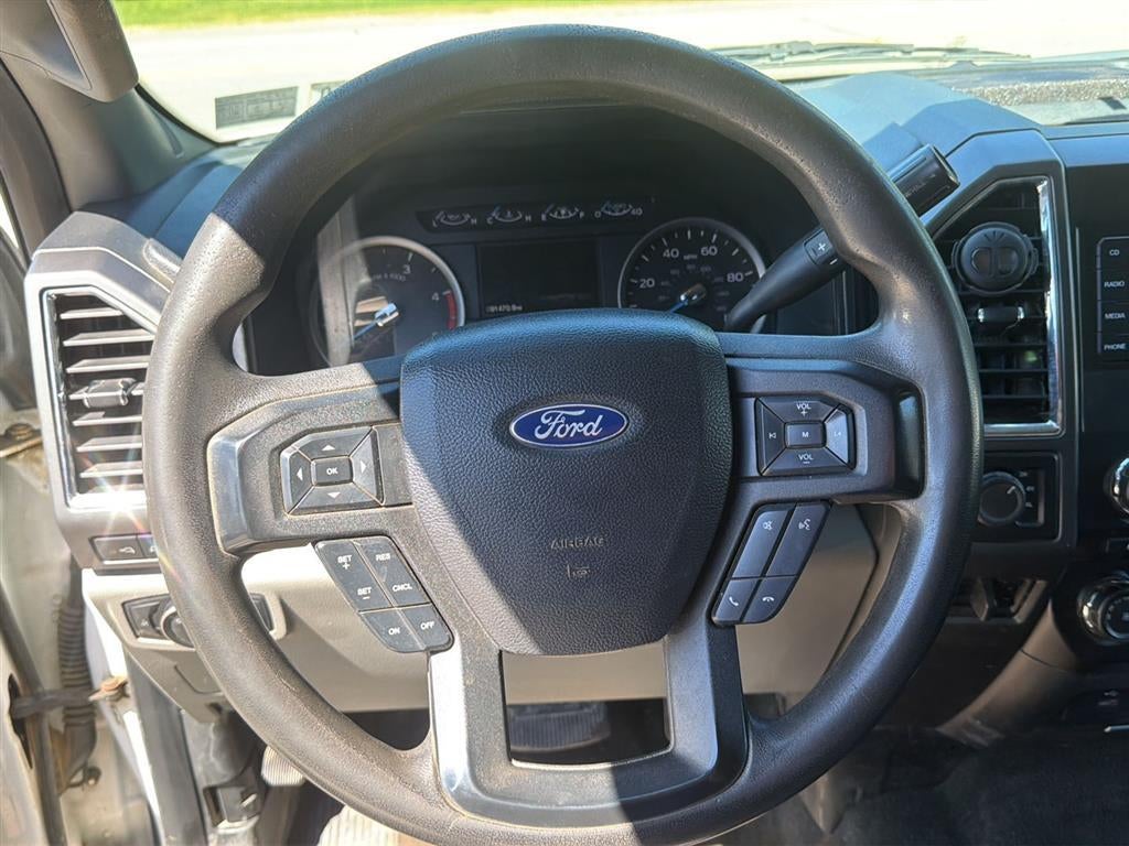 2017 Ford Super Duty F-350 DRW XLT