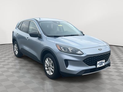 2022 Ford ESCAPE SE Base