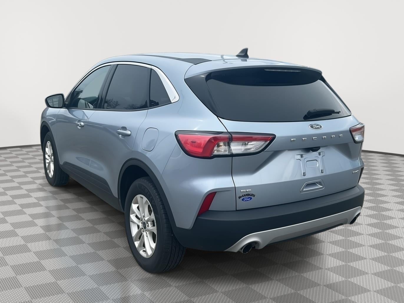 2022 Ford ESCAPE SE Base