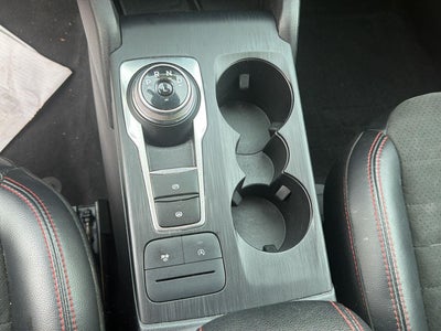 2022 Ford ESCAPE SEL Base