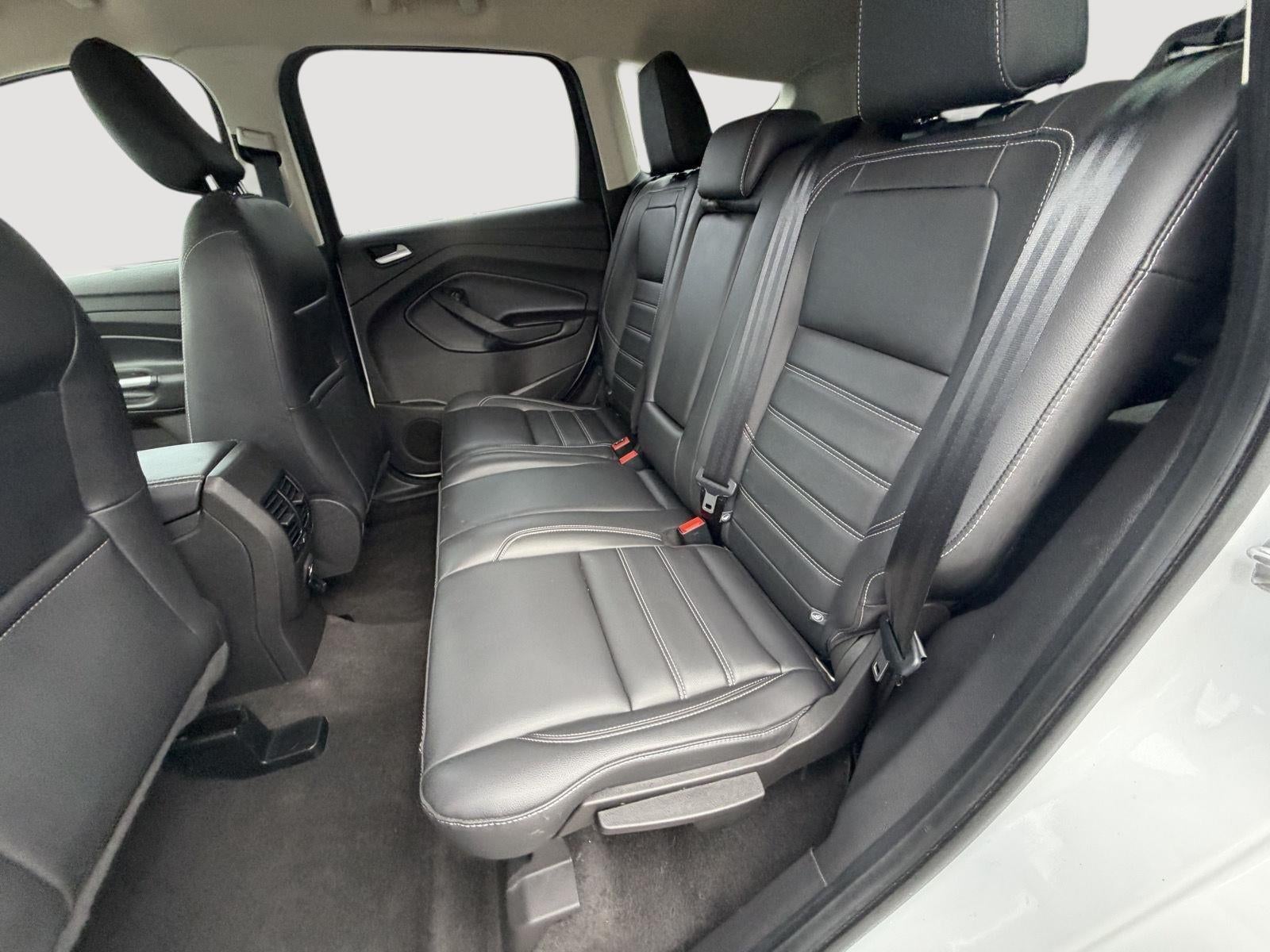 2019 Ford ESCAPE SEL Base
