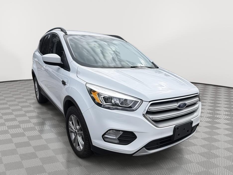 2019 Ford ESCAPE SEL Base
