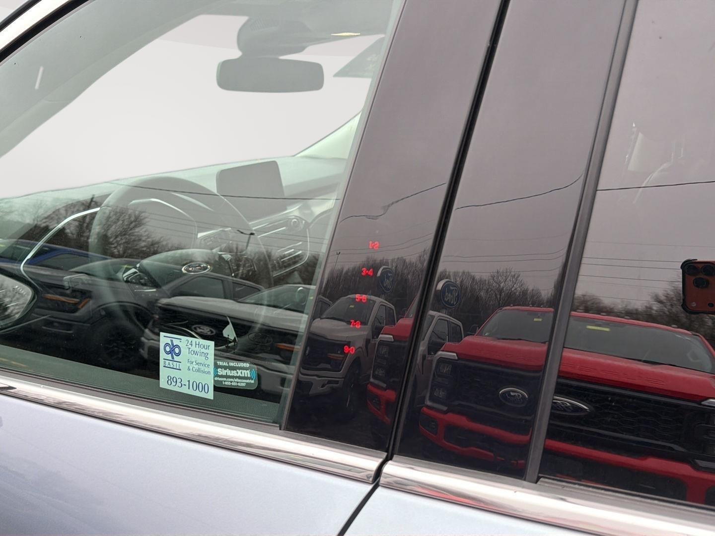 2022 Ford ESCAPE TIT Base