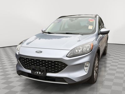 2022 Ford ESCAPE TIT Base