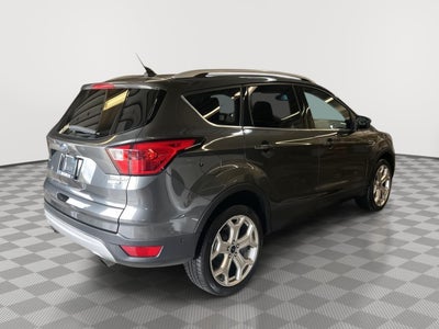 2019 Ford Escape Tit Base