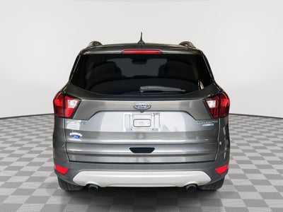 2019 Ford Escape Tit Base