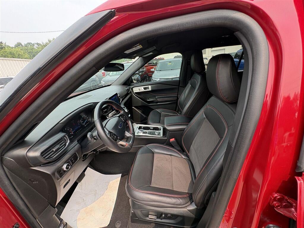 2023 Ford EXPLORER S Base