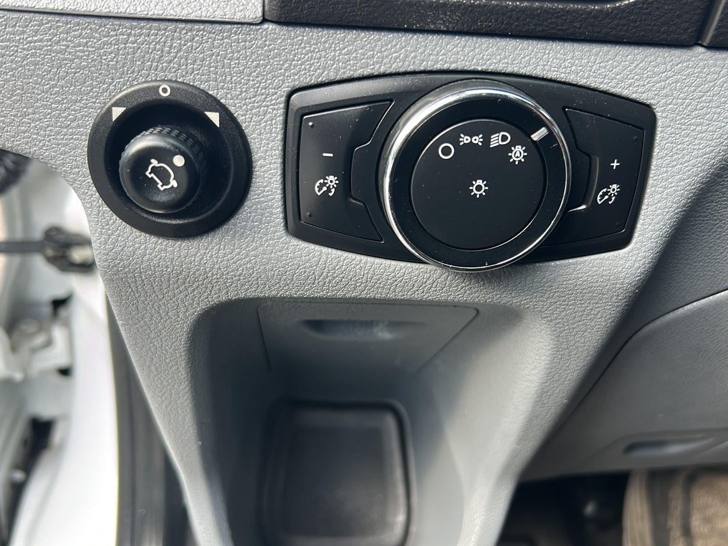 2016 Ford Transit 150 XLT