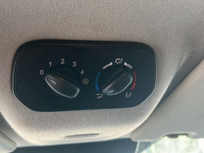 2016 Ford Transit 150 XLT