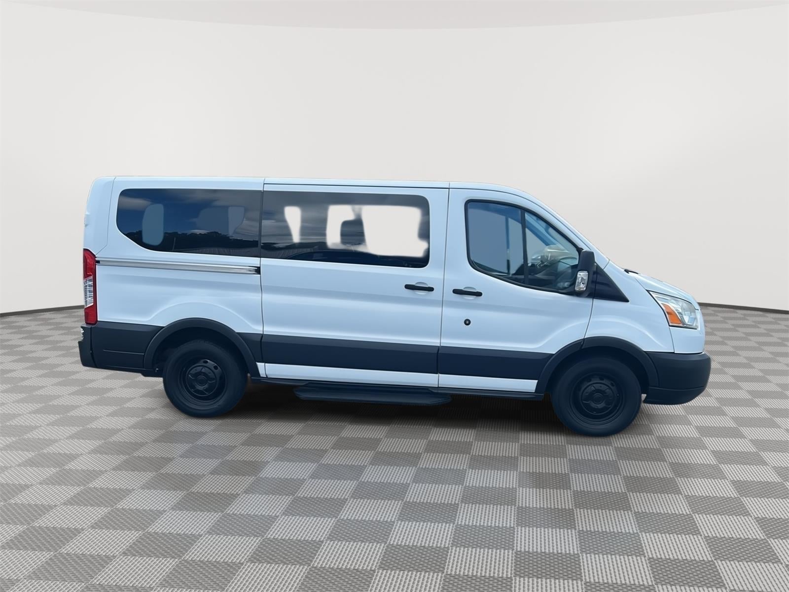 2016 Ford Transit 150 XLT
