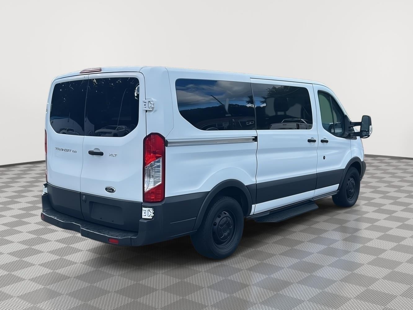 2016 Ford Transit 150 XLT