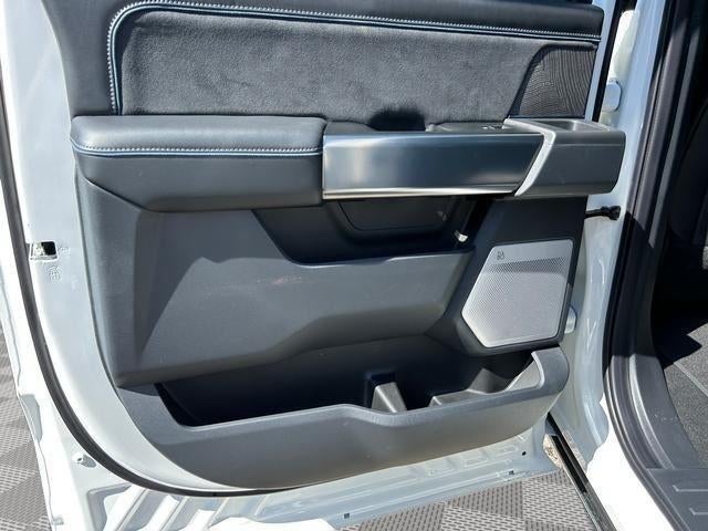 2025 Ford Super Duty F-250 SRW Platinum