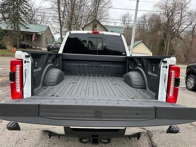 2026 Ford Super Duty F-350 SRW LARIAT