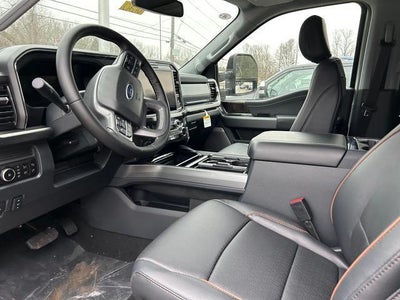 2026 Ford Super Duty F-350 SRW LARIAT