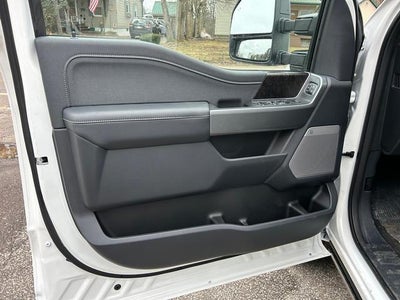 2026 Ford Super Duty F-350 SRW LARIAT