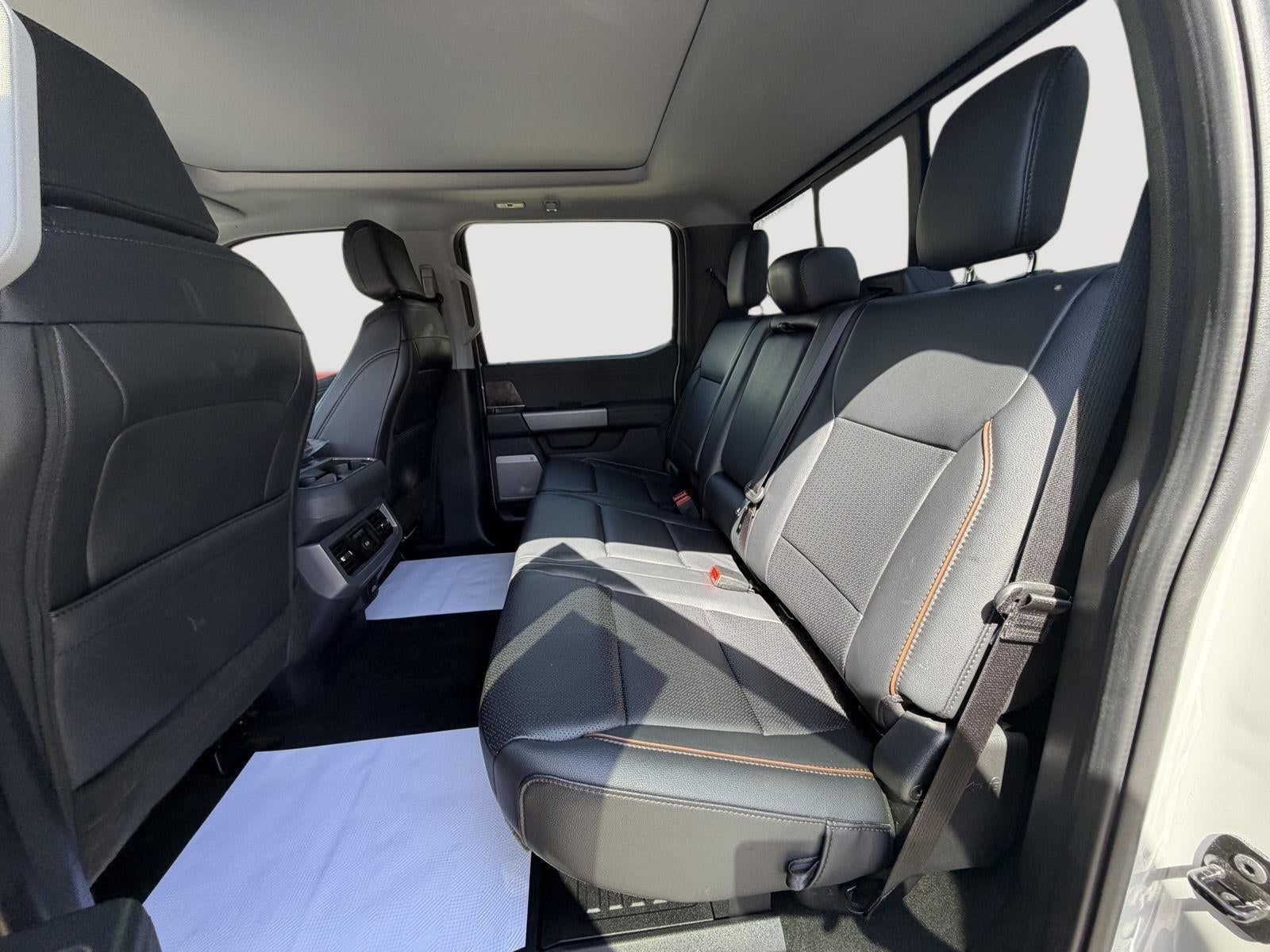 2026 Ford Super Duty F-350 Lariat