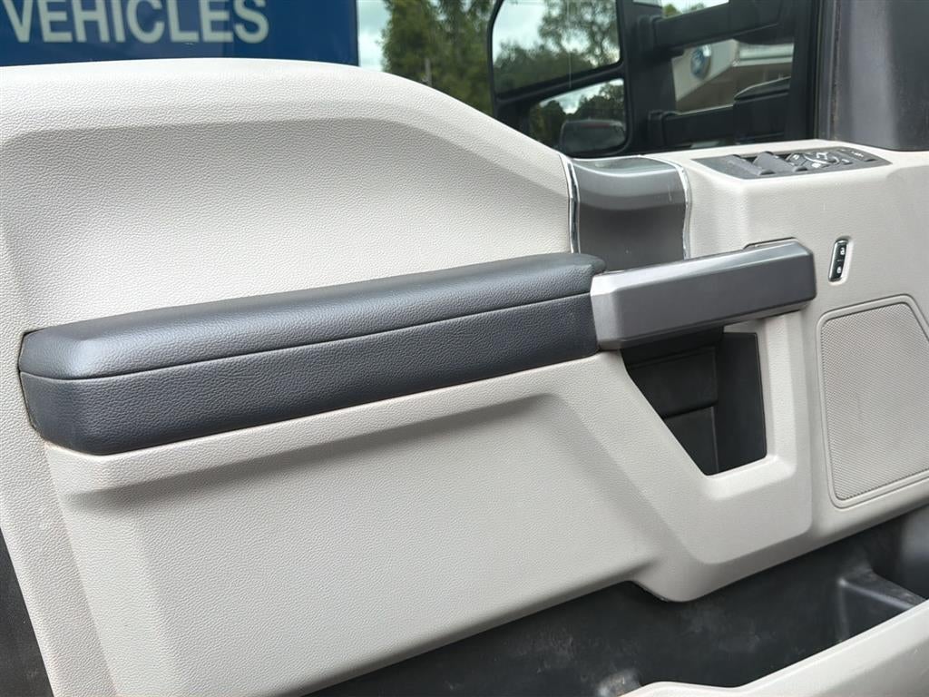 2018 Ford Super Duty F-350 SRW XLT