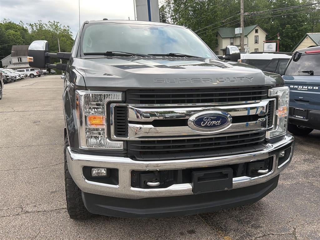 2018 Ford Super Duty F-350 SRW XLT