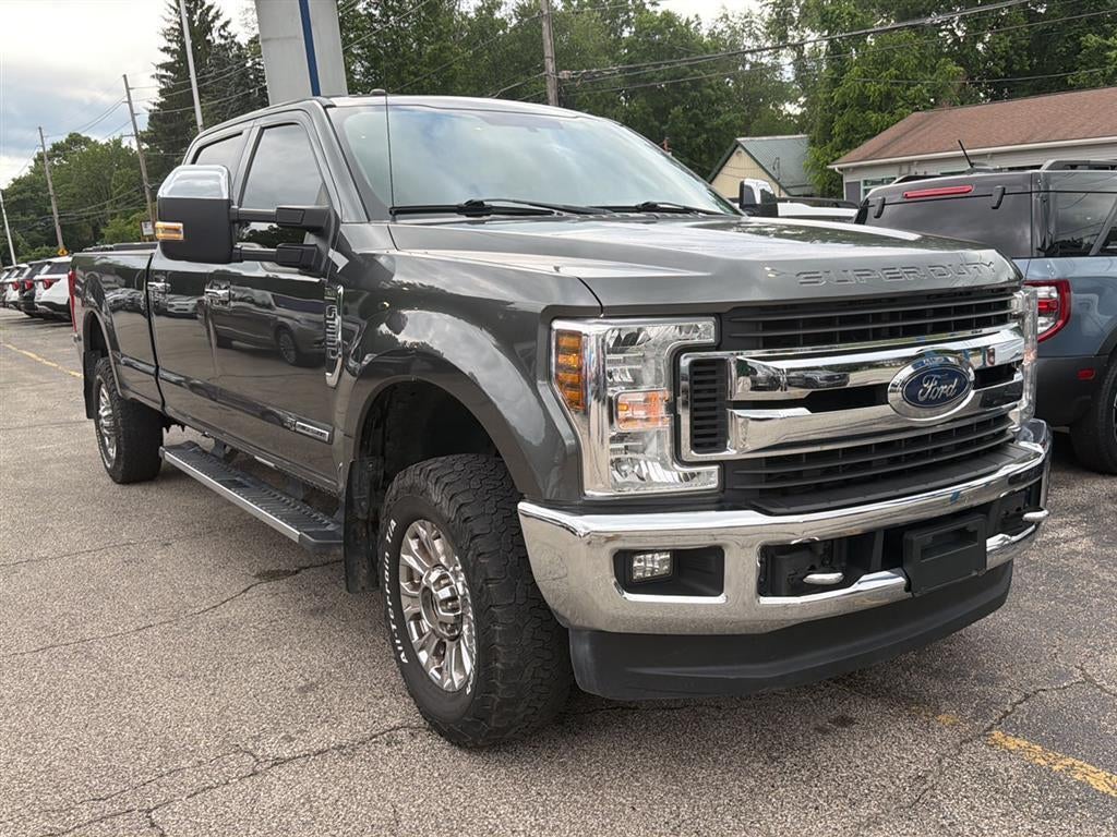 2018 Ford Super Duty F-350 SRW XLT