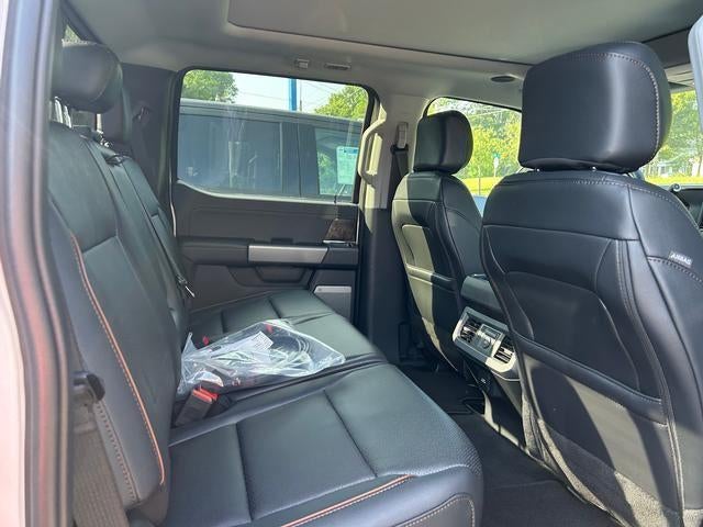 2025 Ford Super Duty F-350 DRW LARIAT