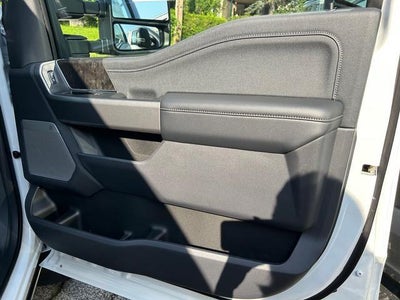 2025 Ford Super Duty F-350 DRW LARIAT