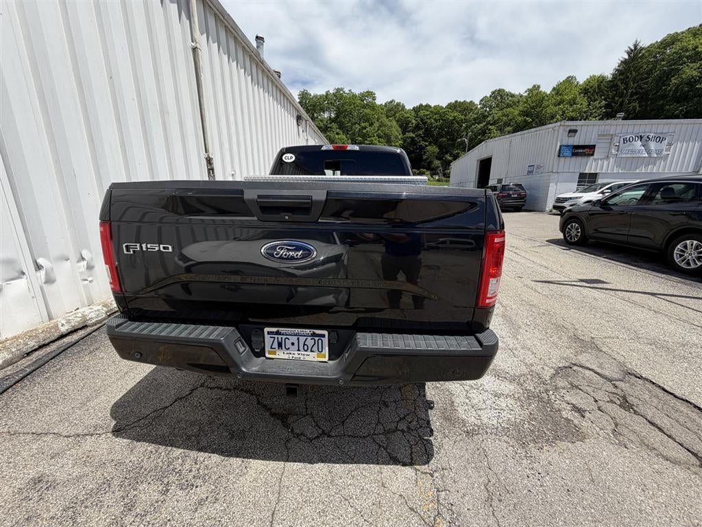 2015 Ford F-150 Base