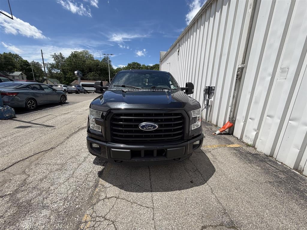 2015 Ford F-150 Base