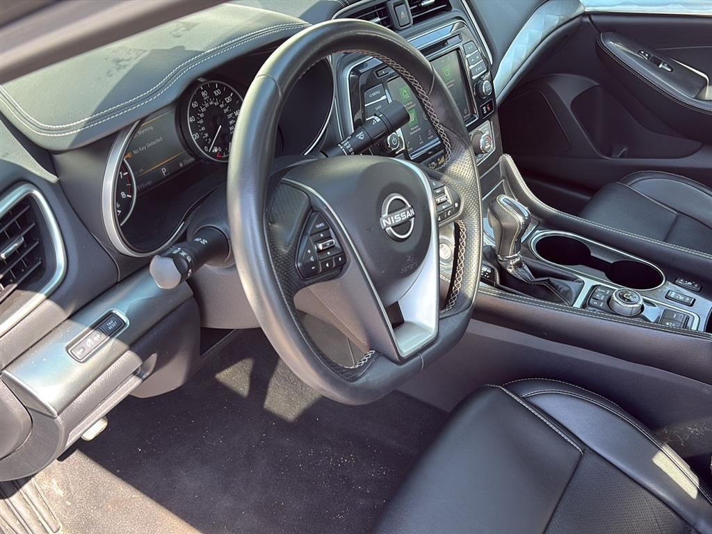 2023 Nissan MAXIMA SL Base