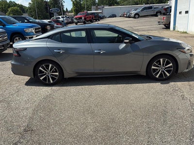 2023 Nissan MAXIMA SL Base