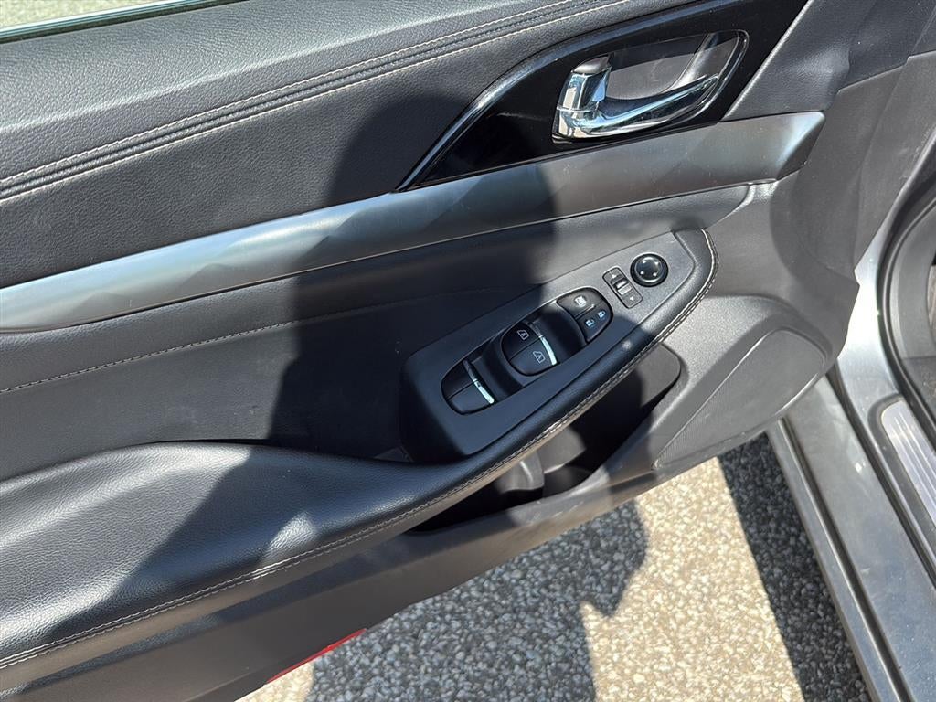 2023 Nissan MAXIMA SL Base