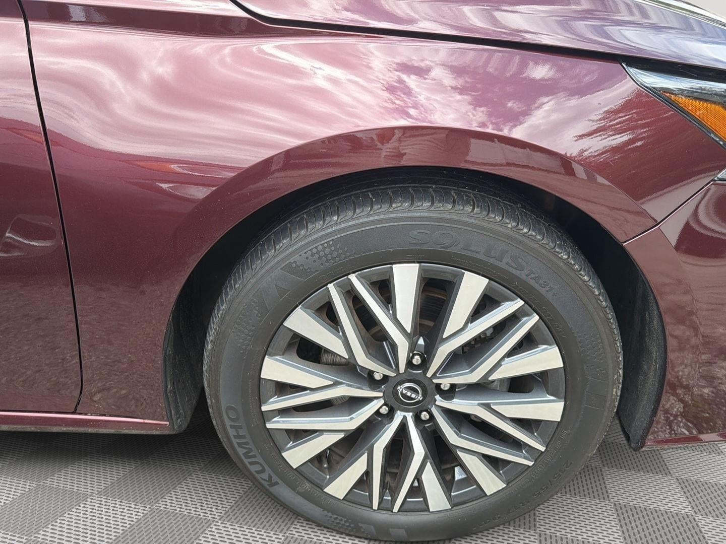 2024 Nissan ALTIMA SV Base