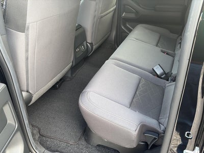 2026 Nissan Frontier Base