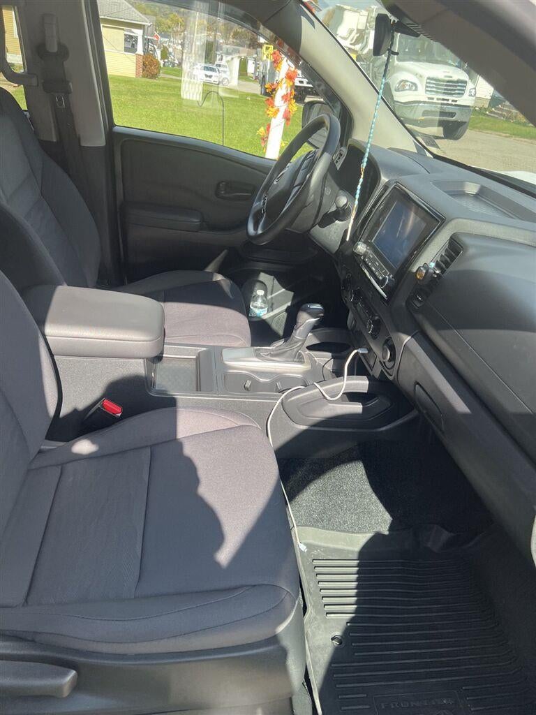2024 Nissan FRONTIER S Base