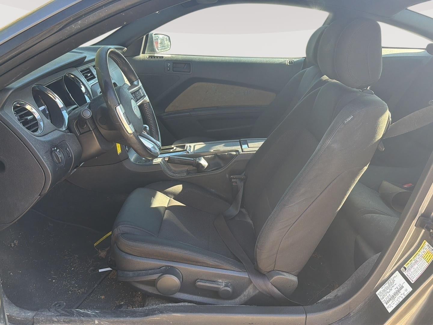 2014 Ford Mustang V6