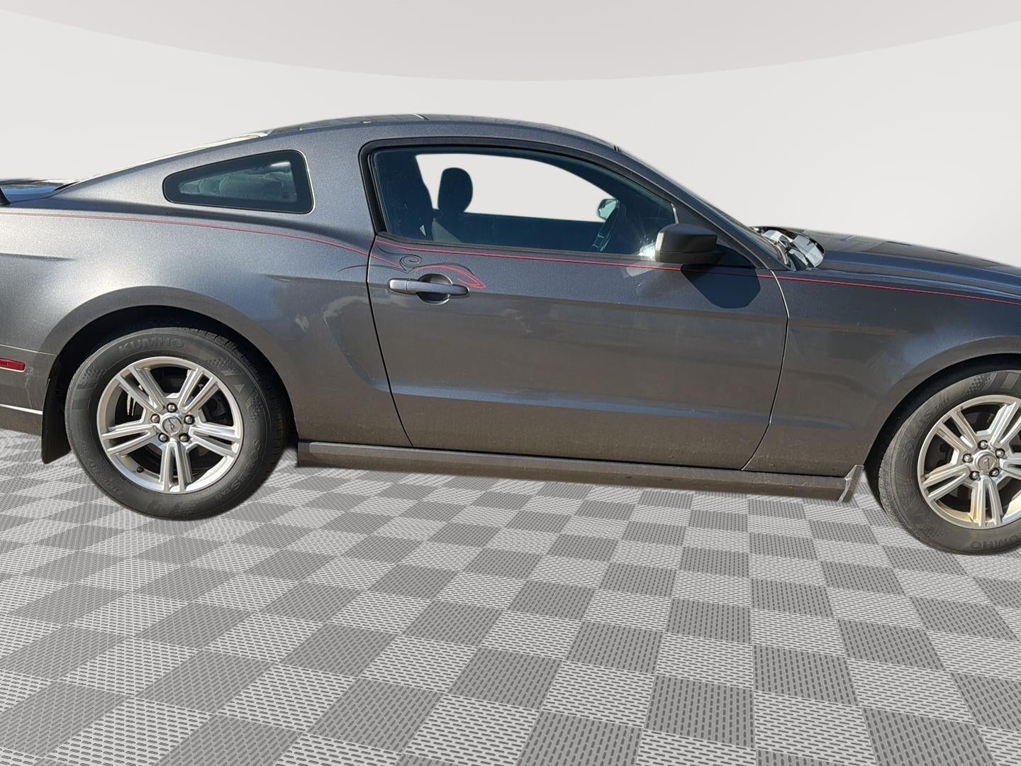 2014 Ford Mustang V6