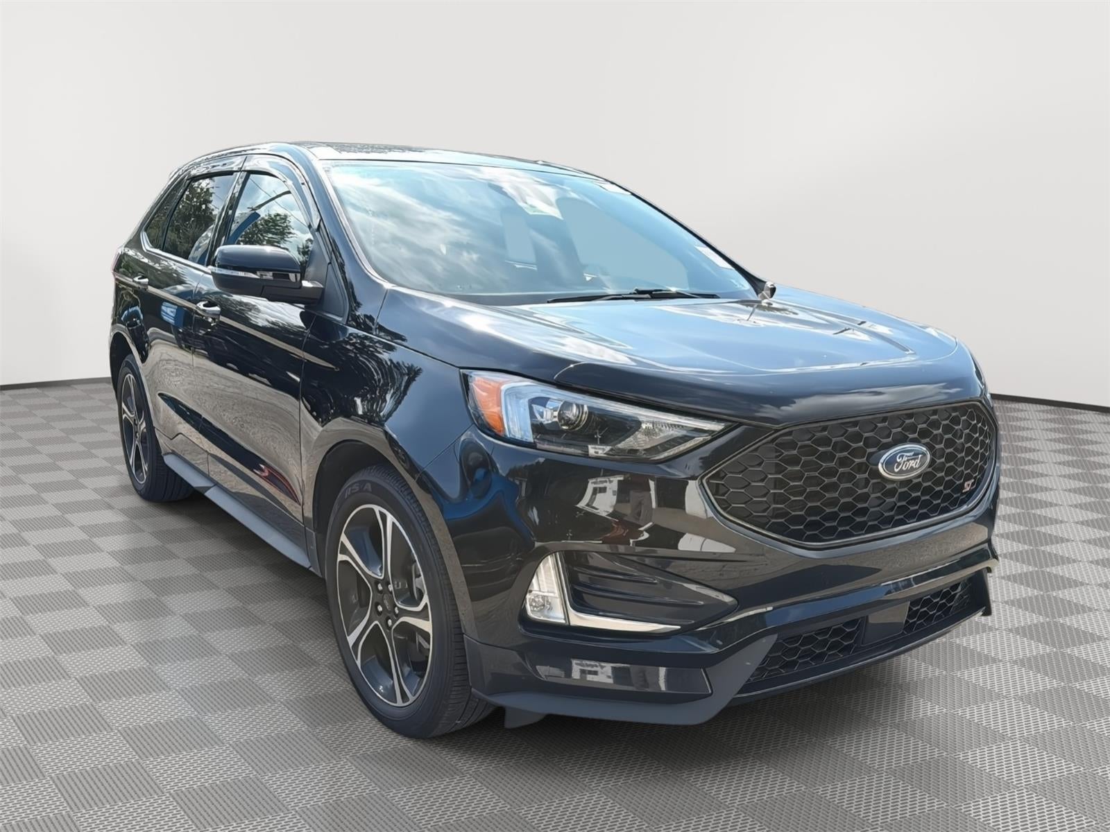 2022 Ford Edge ST