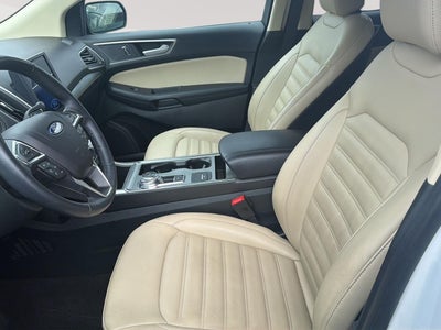 2022 Ford EDGE SEL Base