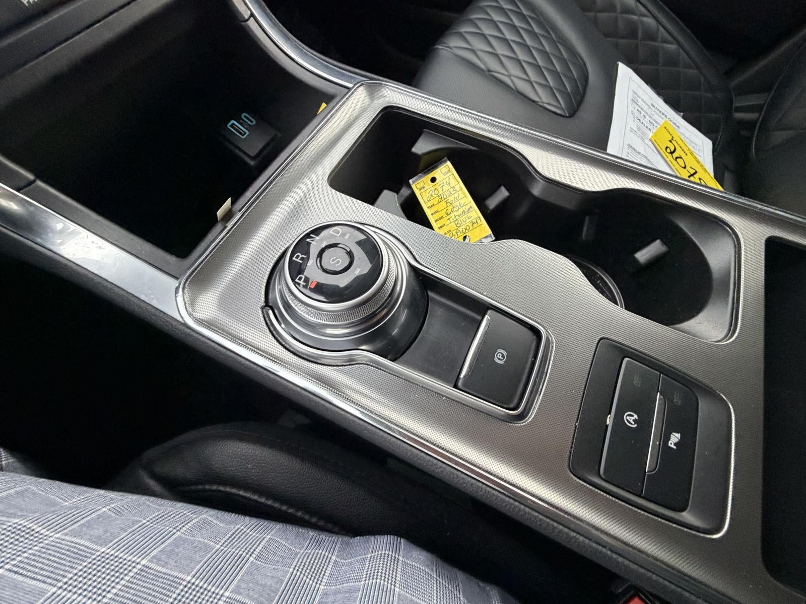 2023 Ford Edge Titanium