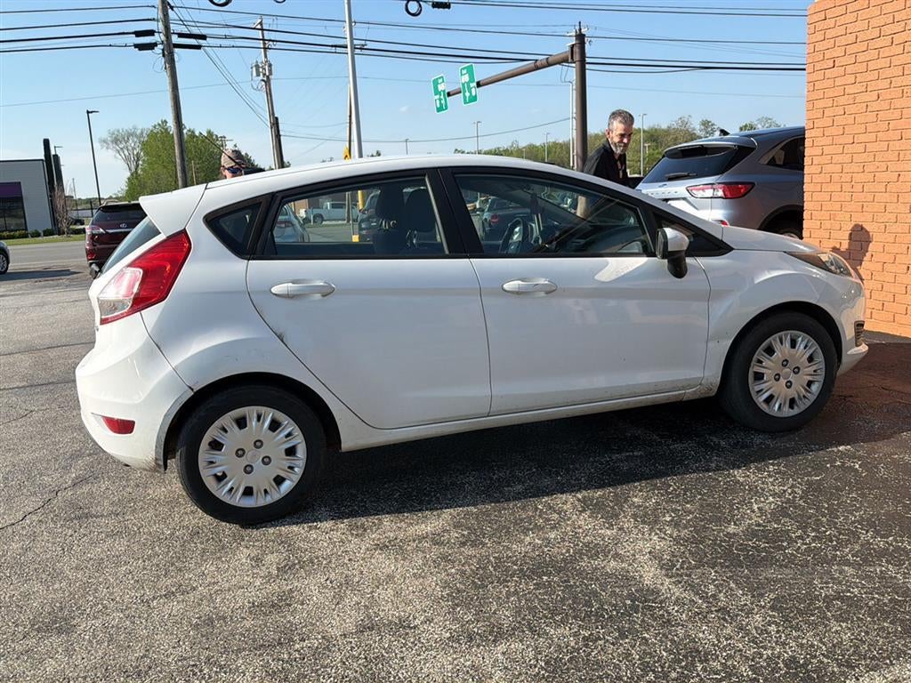 2016 Ford Fiesta S