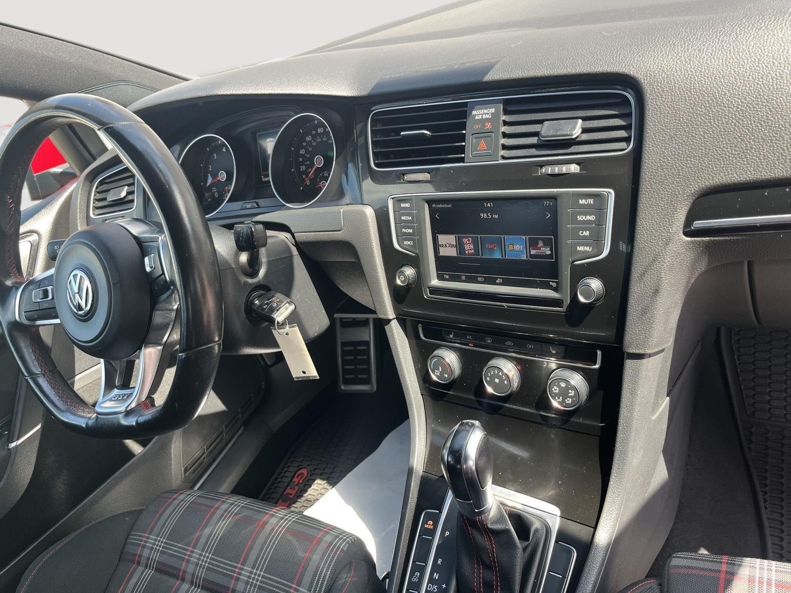 2016 Volkswagen Golf Gti S