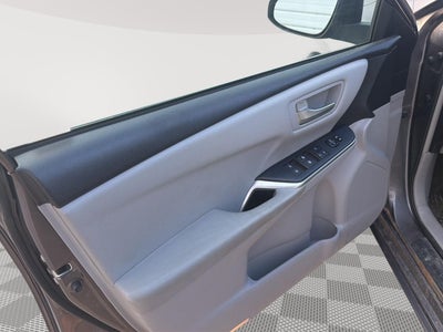 2017 Toyota CAMRY LE/X Base