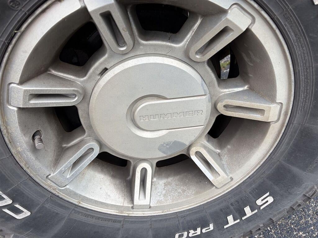 2003 HUMMER H2 Base