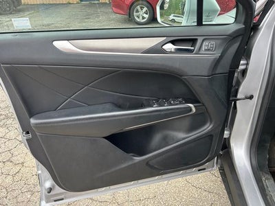 2019 Lincoln MKC Standard