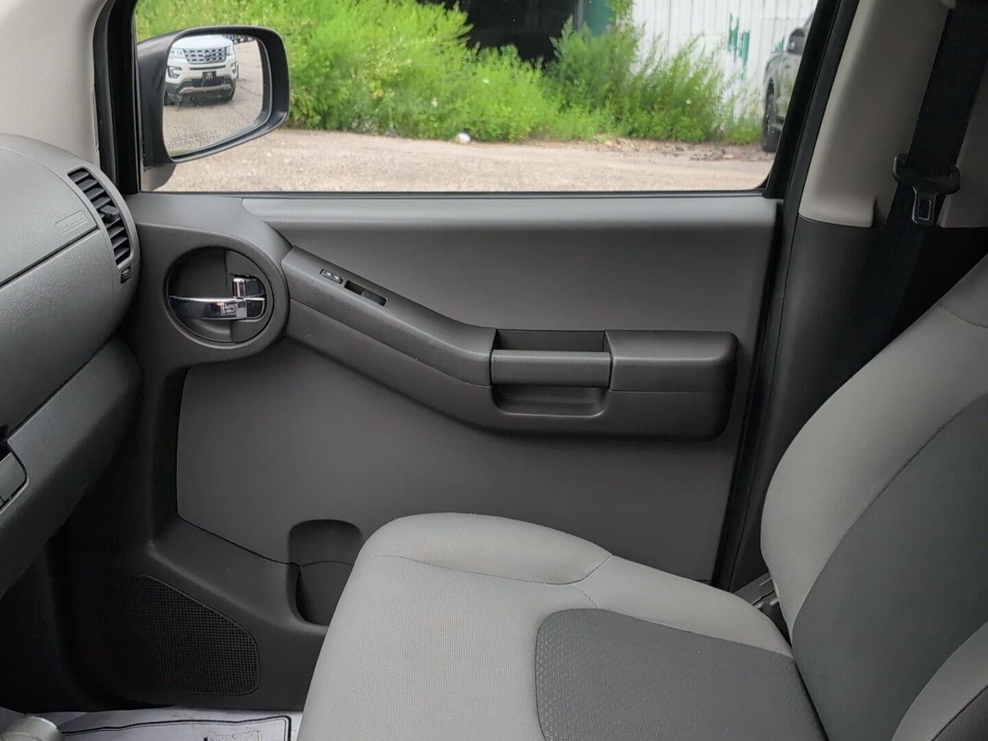 2011 Nissan Xterra S