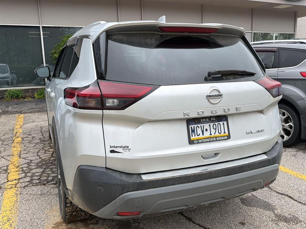 2021 Nissan Rogue SL