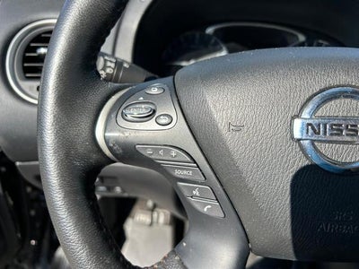 2020 Nissan Pathfinder SL