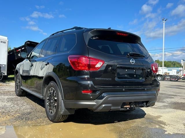 2020 Nissan Pathfinder SL