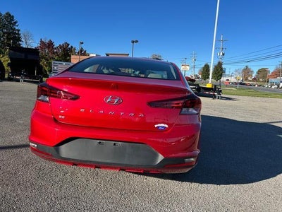 2020 Hyundai Elantra SE